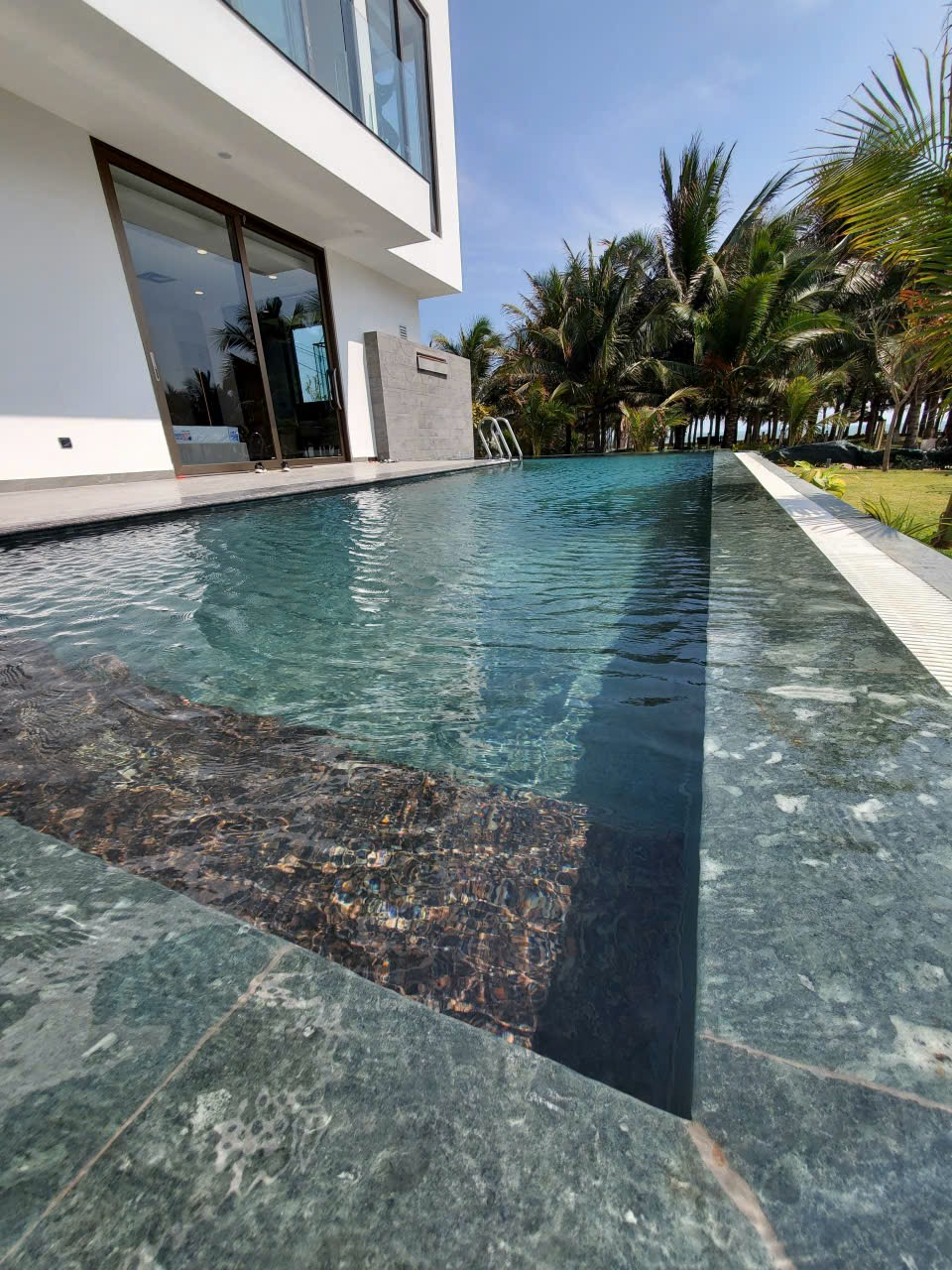 z7559344431989_9aaa0b95e33dcb0cfbe2c37abefdbaab