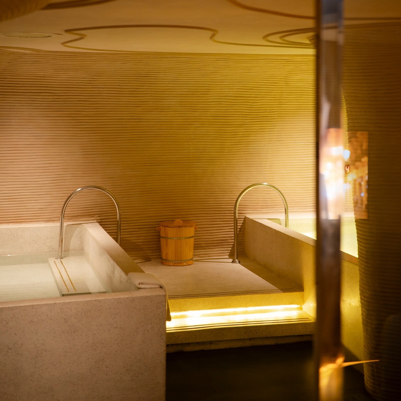 586215090_122112392859054345_7716979942753636835_n