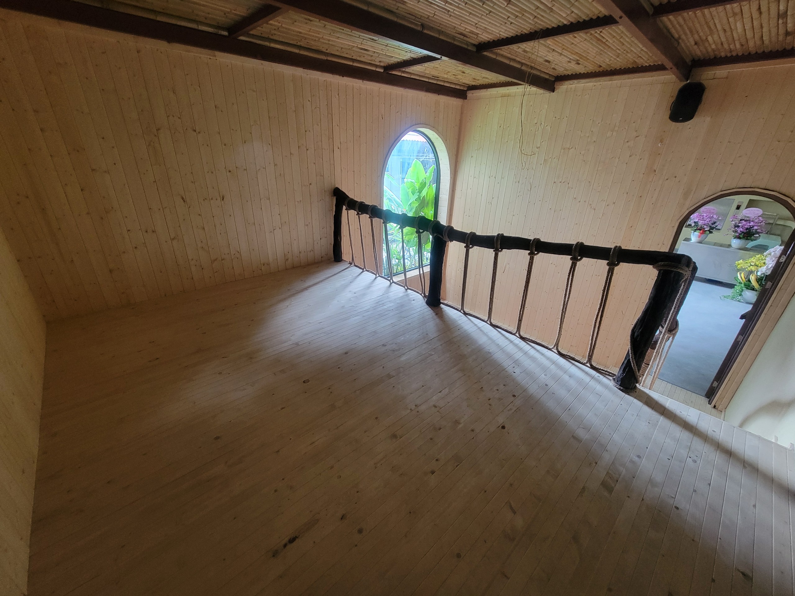 z5638644561876_ac2f4e57420c304186f64167b9c974f1