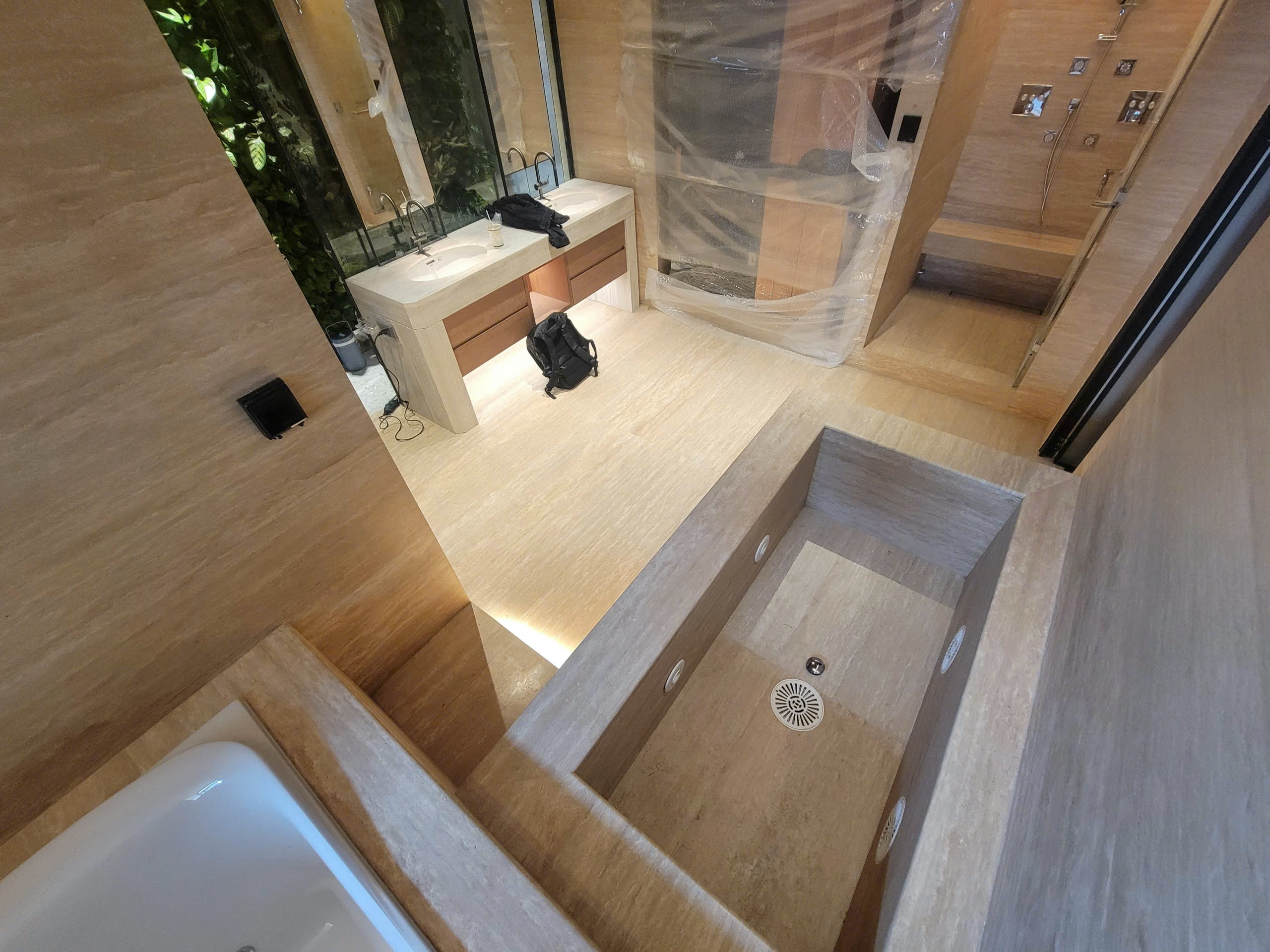 z7350006778036_4c5f9bcdd5faa89293a2f99e5d6bb459