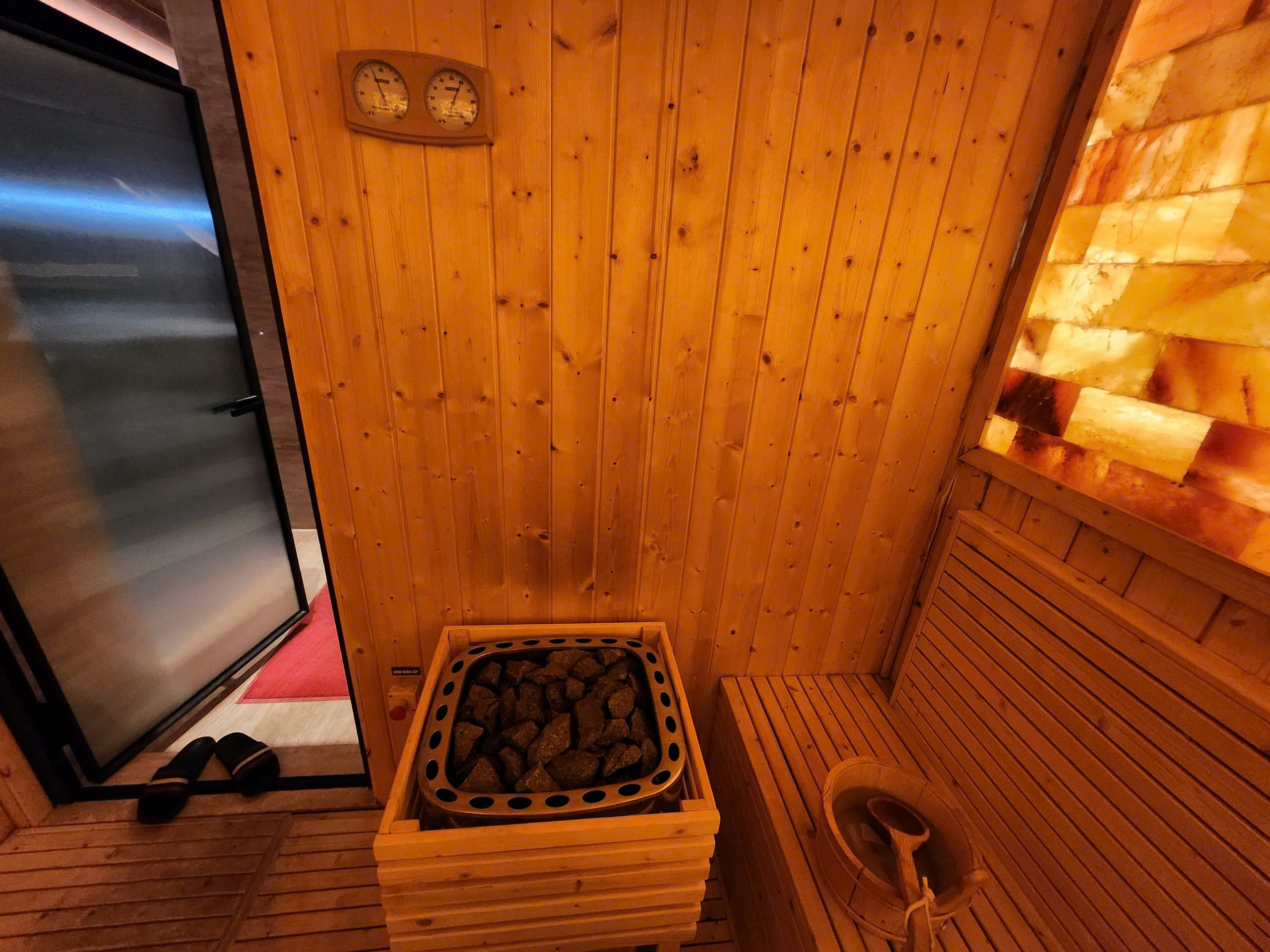 z7558868149388_63b2ab47a66890369197dea7565e5659