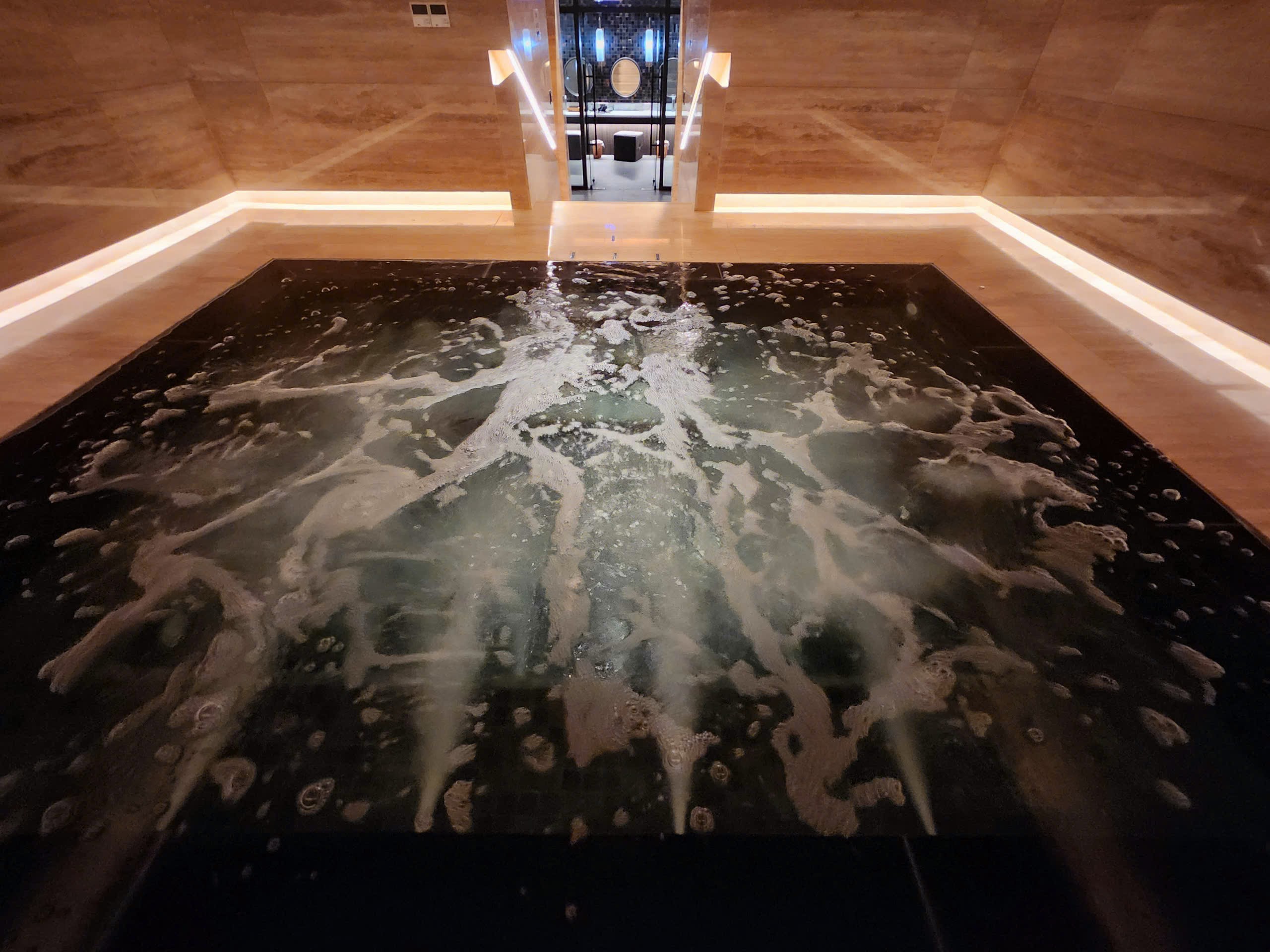 z7558868172364_a414cf6540bc93d422cc881026974f04