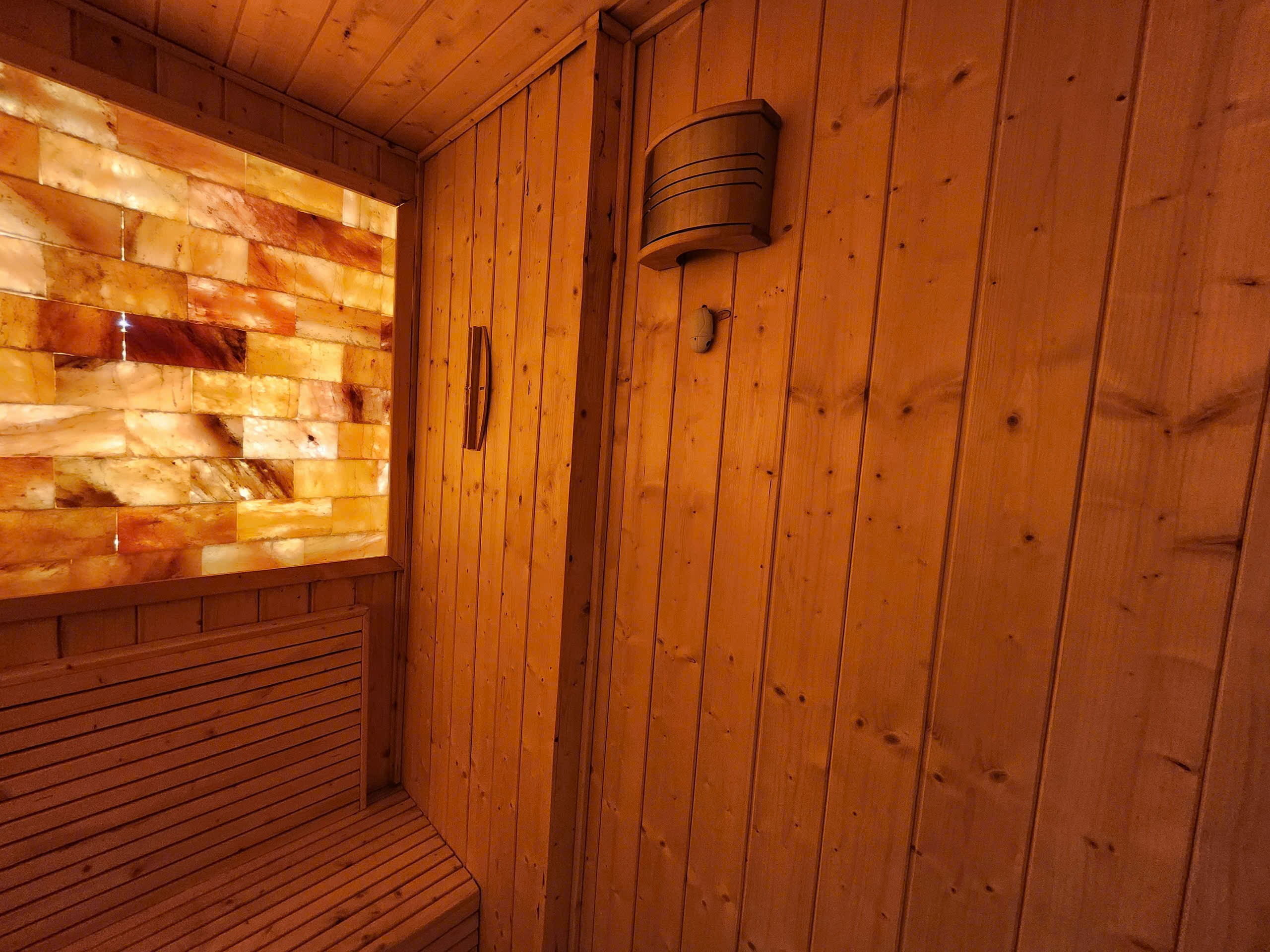 z7558868213263_e6d85a0554d1ac61b94c7f8f58d4c1ca