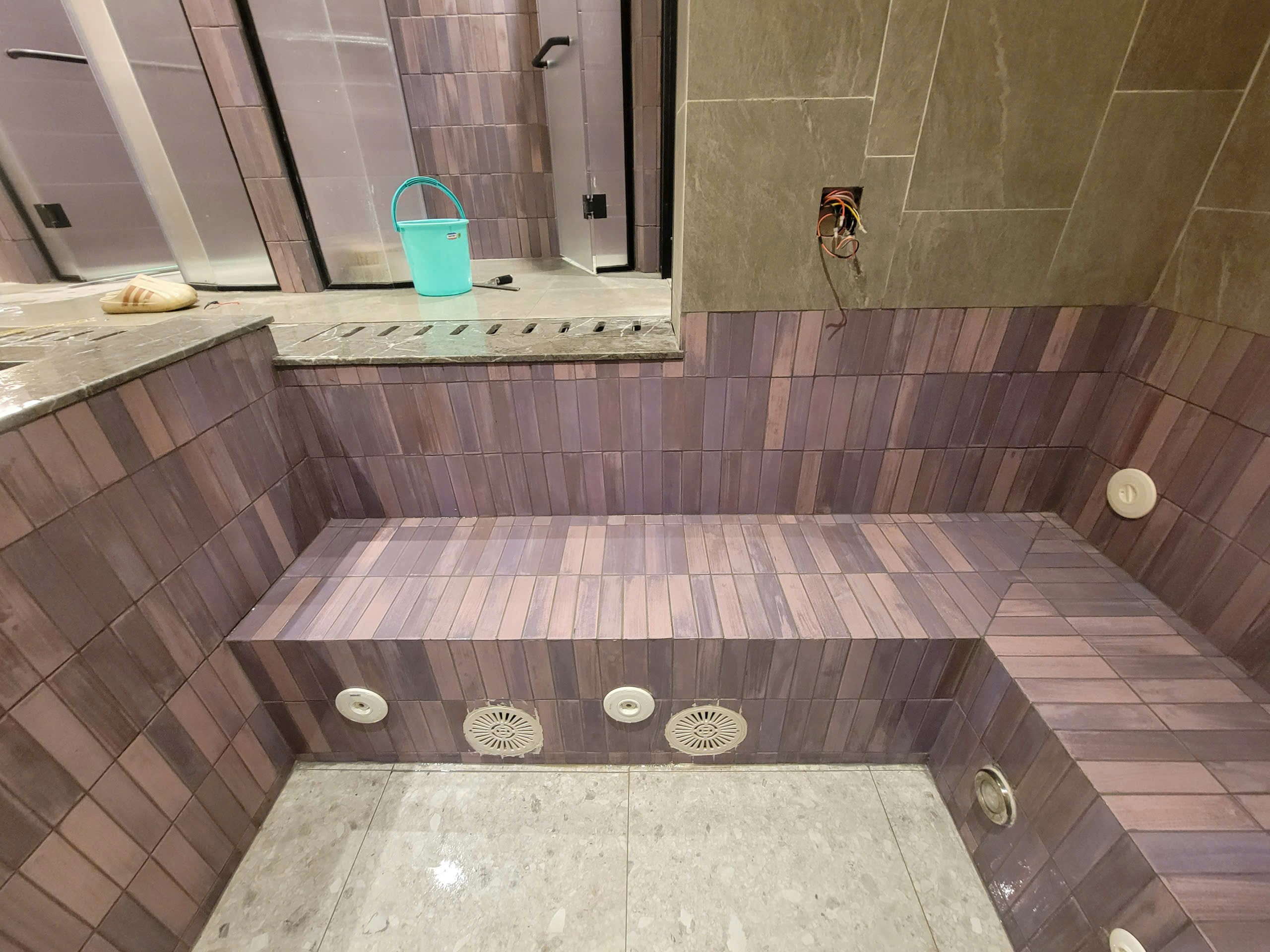 z7558875724657_ec7926cfc8e530623c1b444b70f79e27