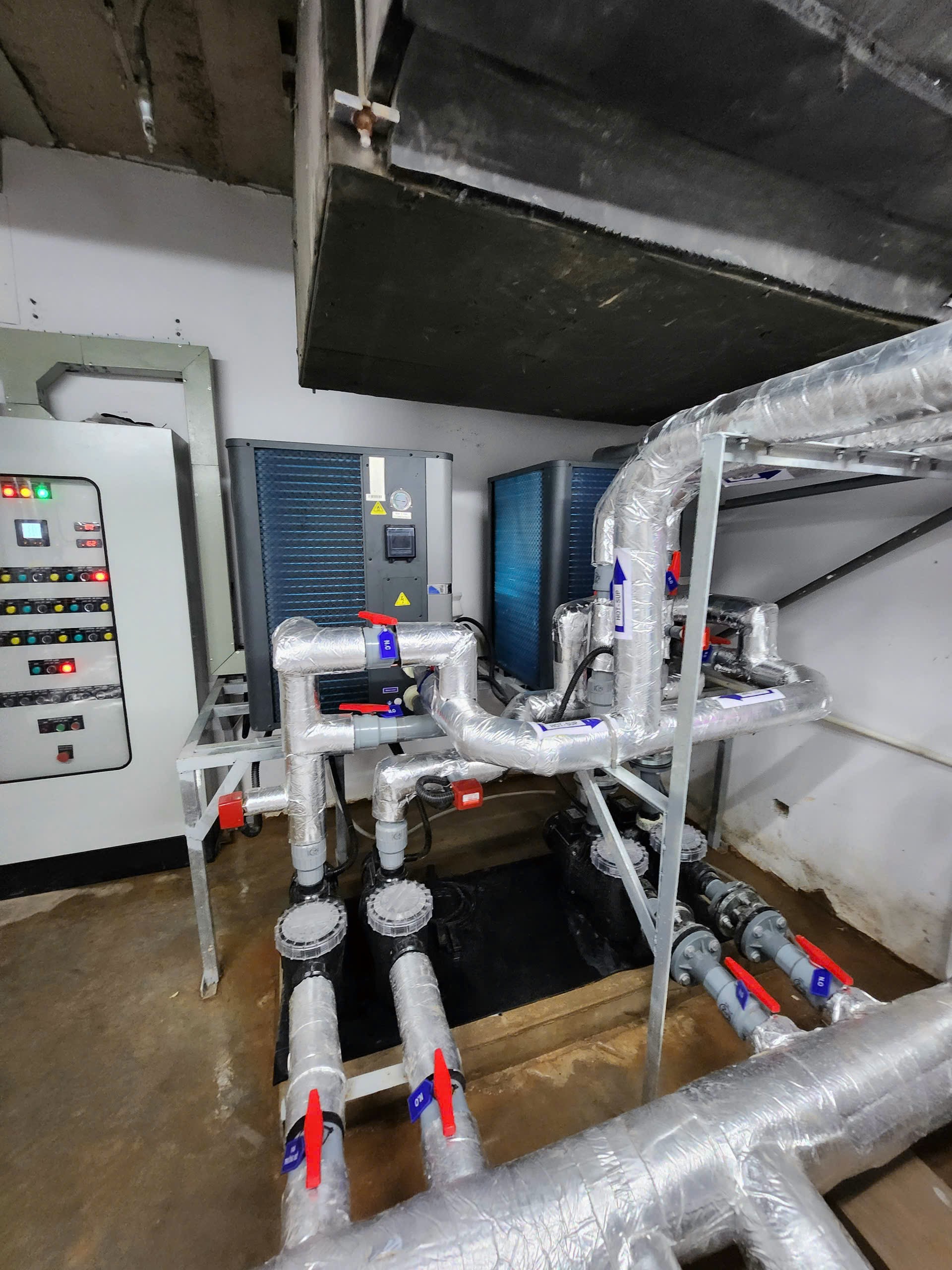 z7558876111095_97e8774fe3b3af7b35bd3db8134dbb40